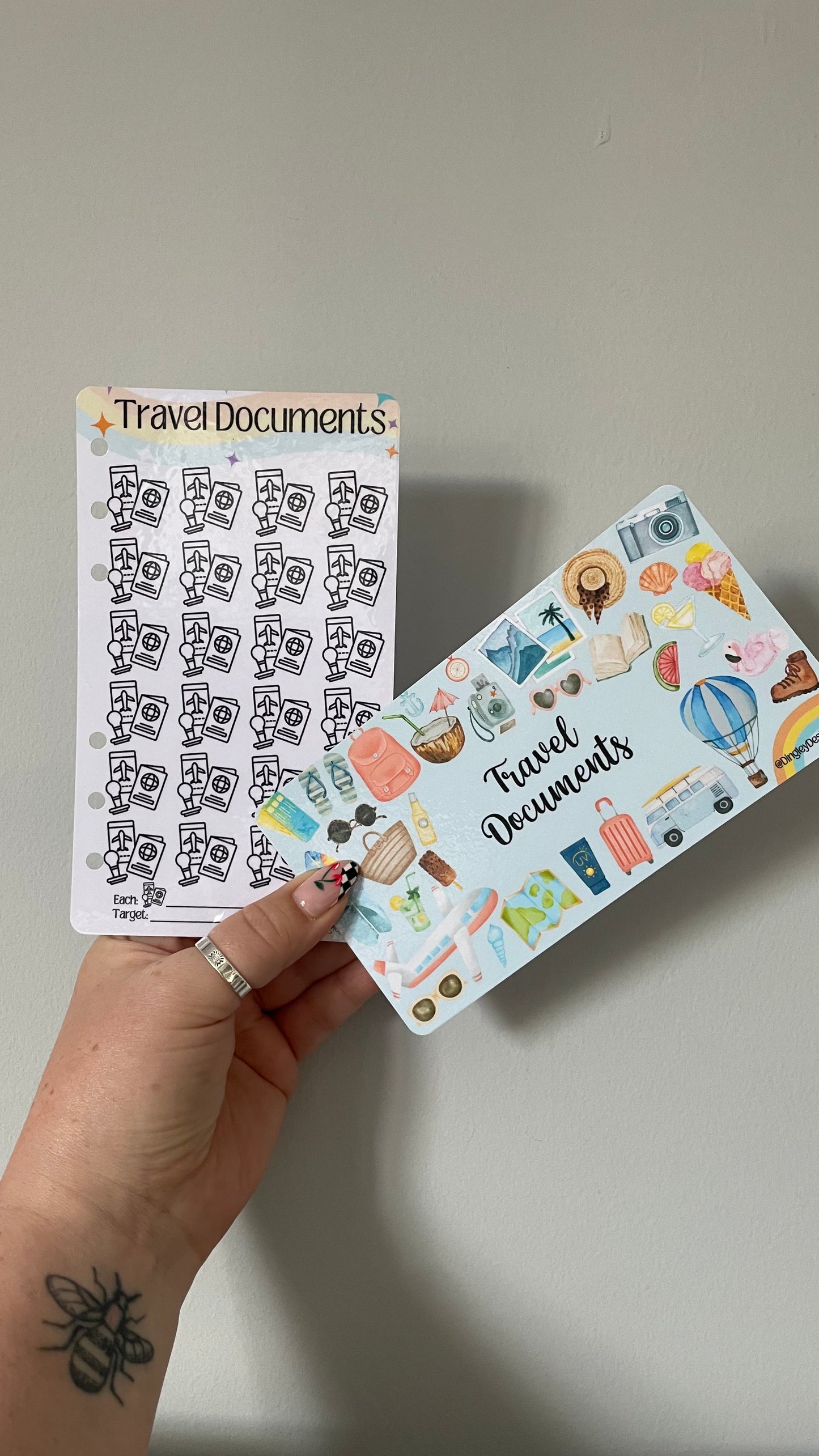 Travel binder inserts with dashboards