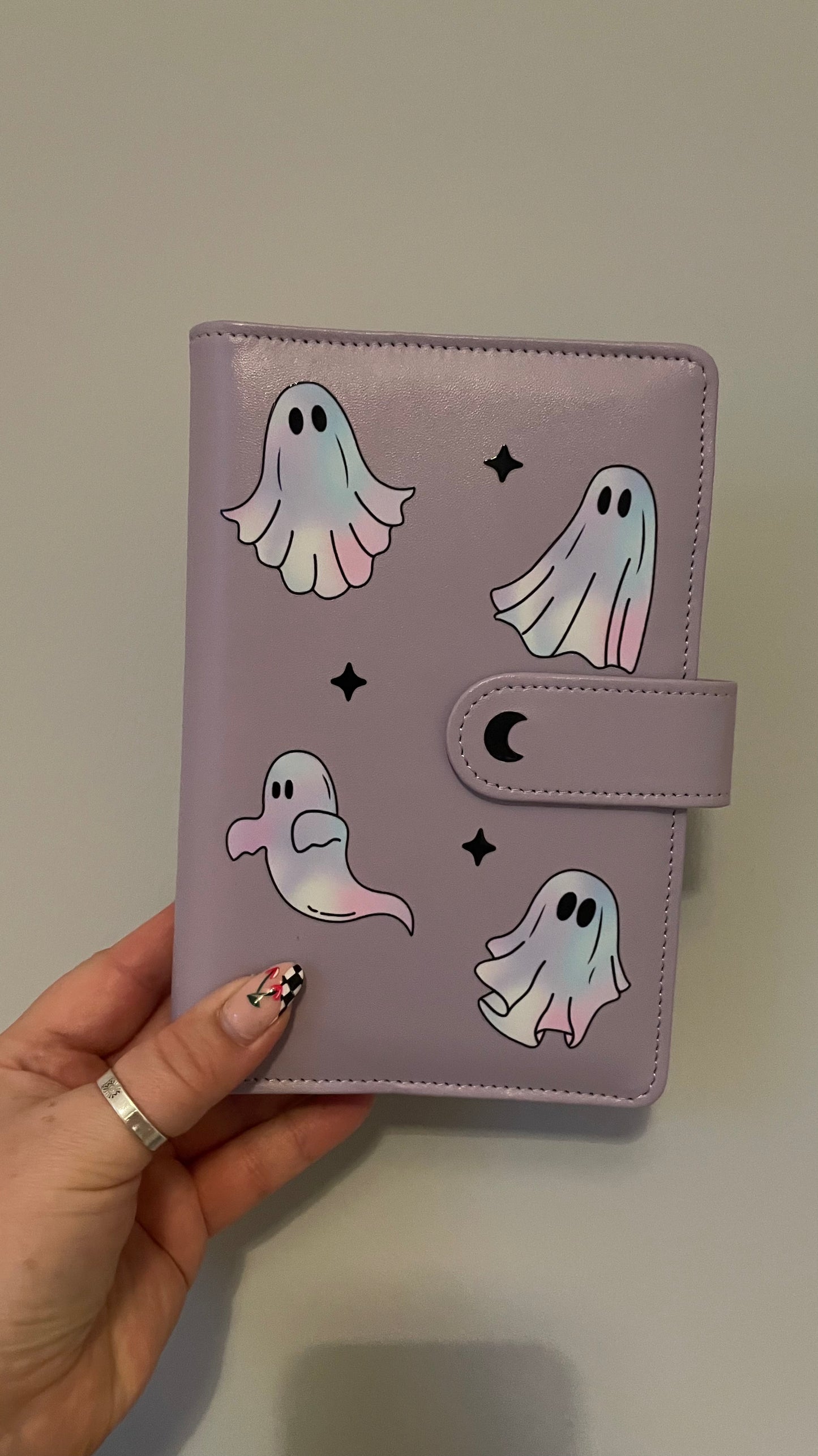 Ghostly budget binders