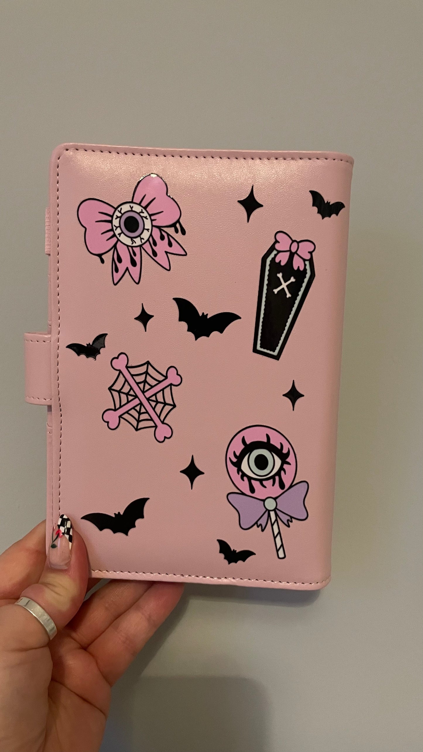 Stay creepy budget binder