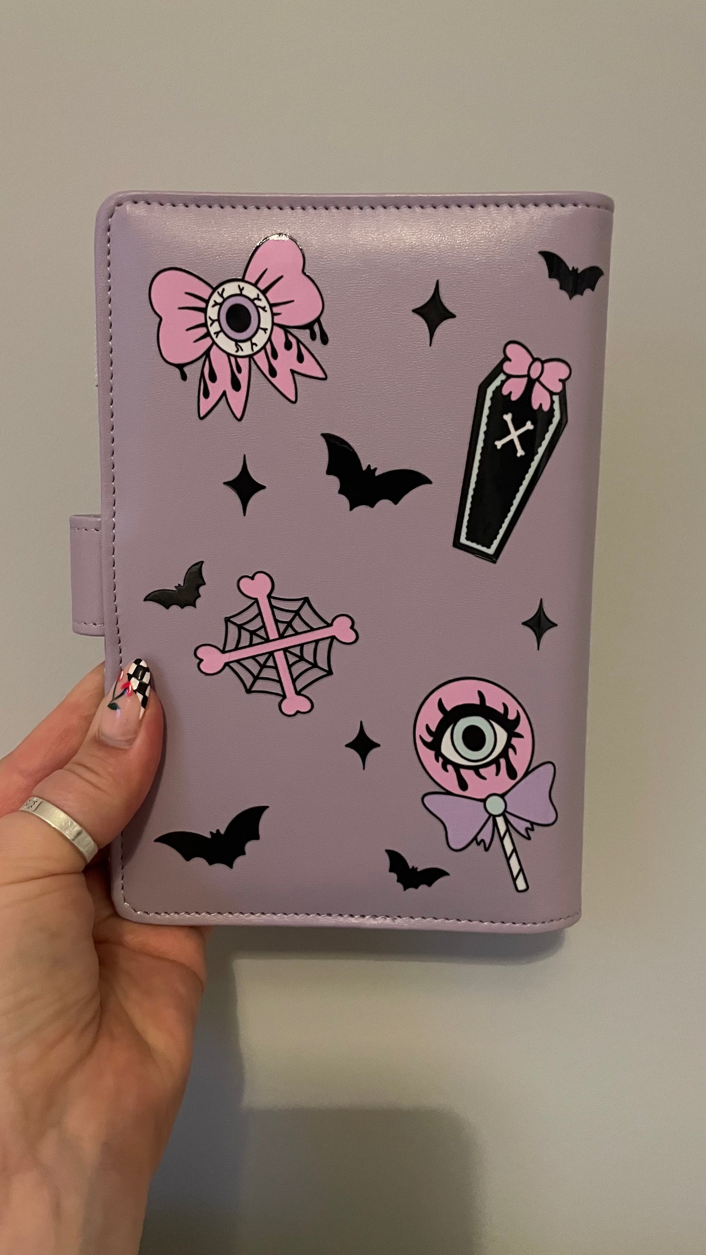 Stay creepy budget binder