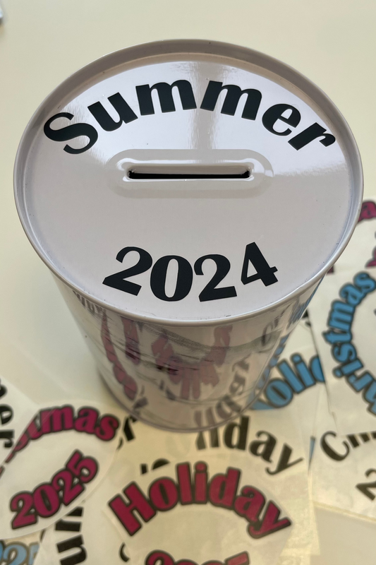 Vinyl lettering for saving tins